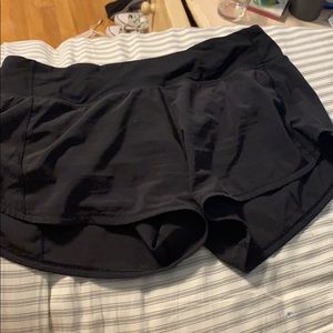 black lulu lemon shorts